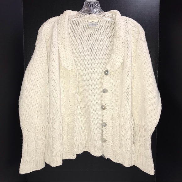 Eastwinds cable knit cardigan, cream colored with gray shell buttons - Picture 6 of 13